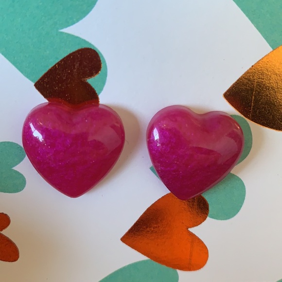 Adorable Handmade Resin Studs - Picture 2 of 3